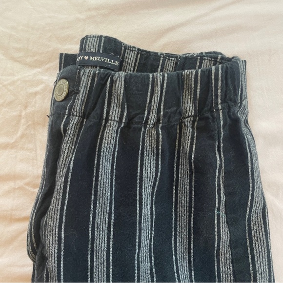 Brandy Melville Tilden pants - Picture 3 of 3